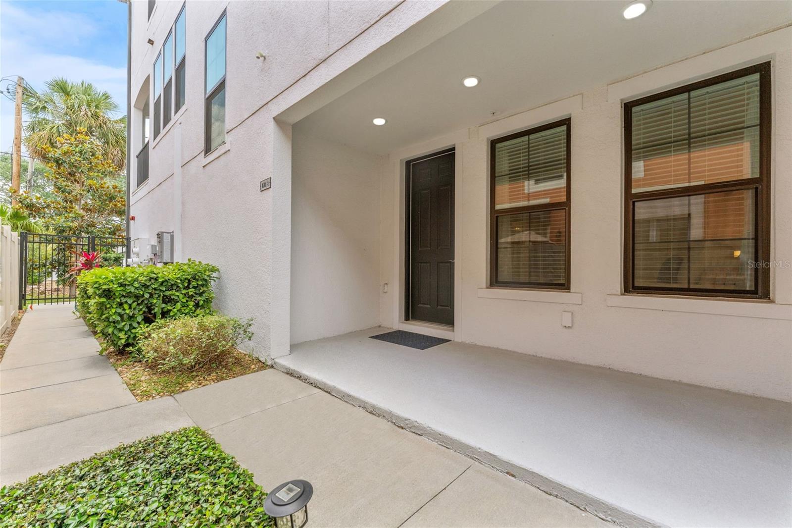 412 S ALBANY AVE #2 — photo 38