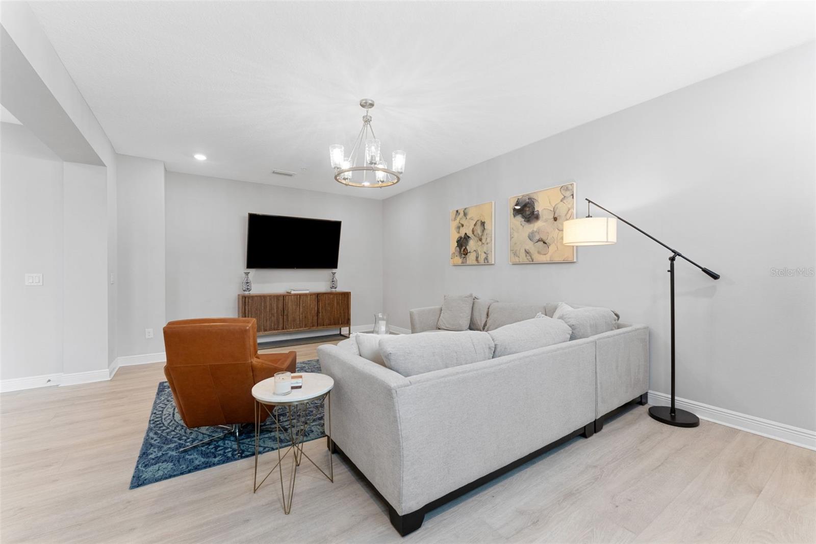 412 S ALBANY AVE #2 — photo 13