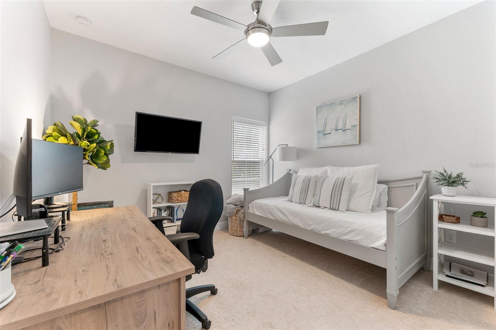 412 S ALBANY AVE #2 — photo 33