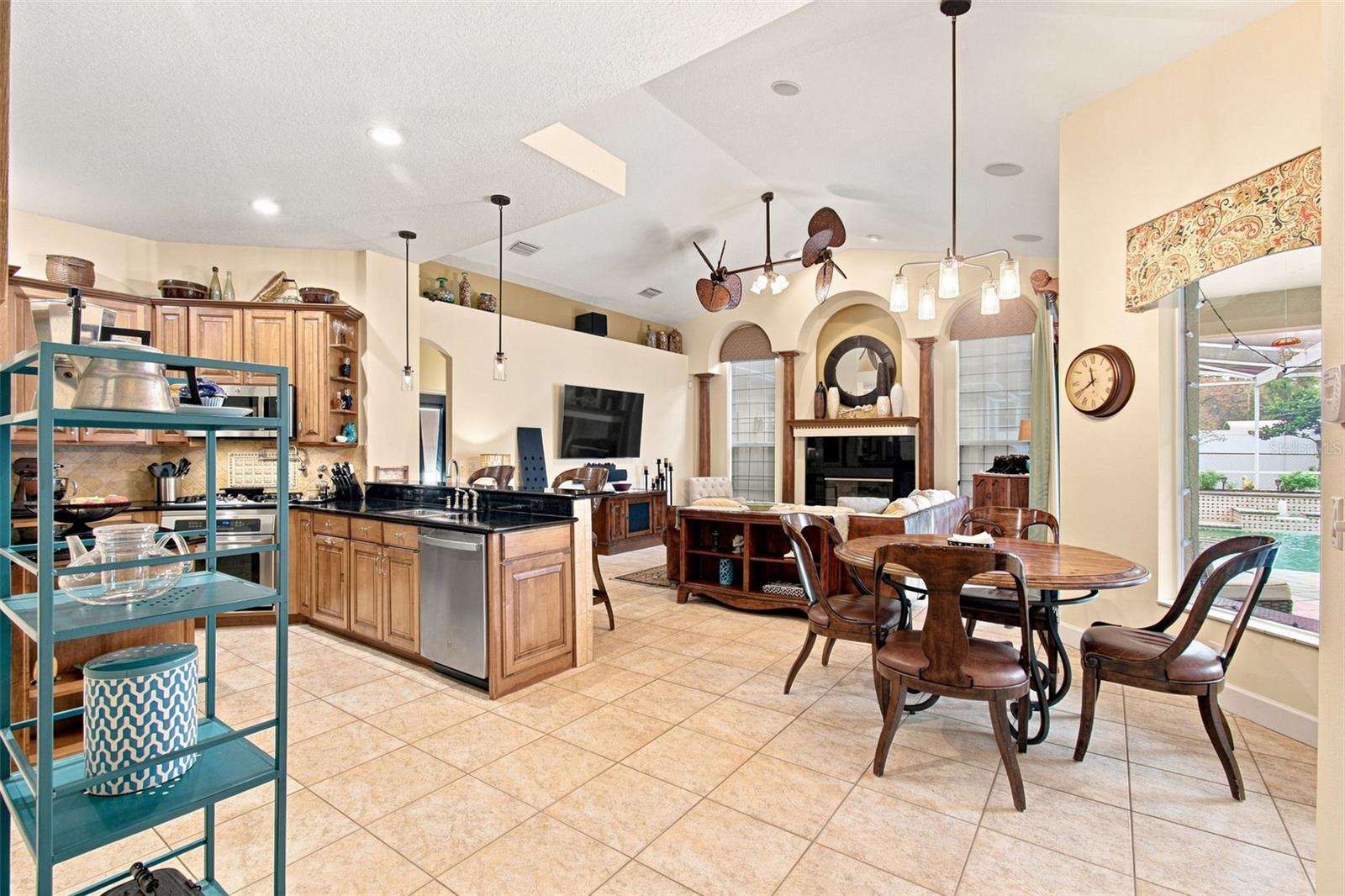 2931 HILLSIDE RAMBLE DR — photo 29