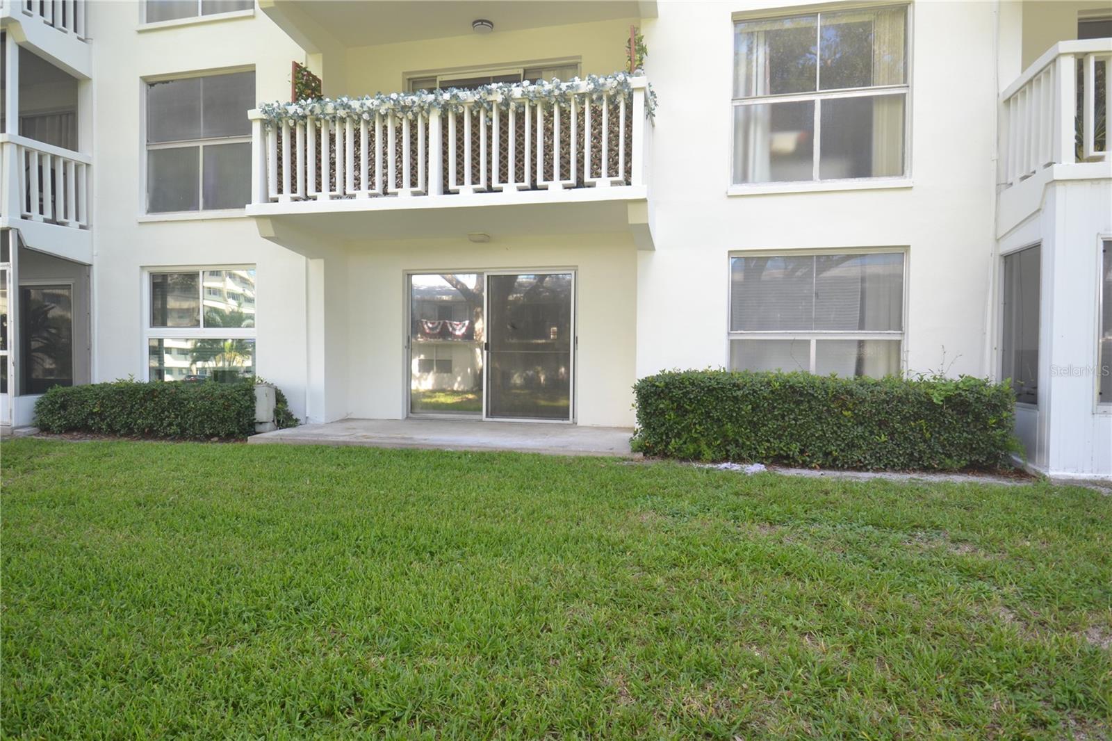 2944 W BAY DR #105 — photo 21