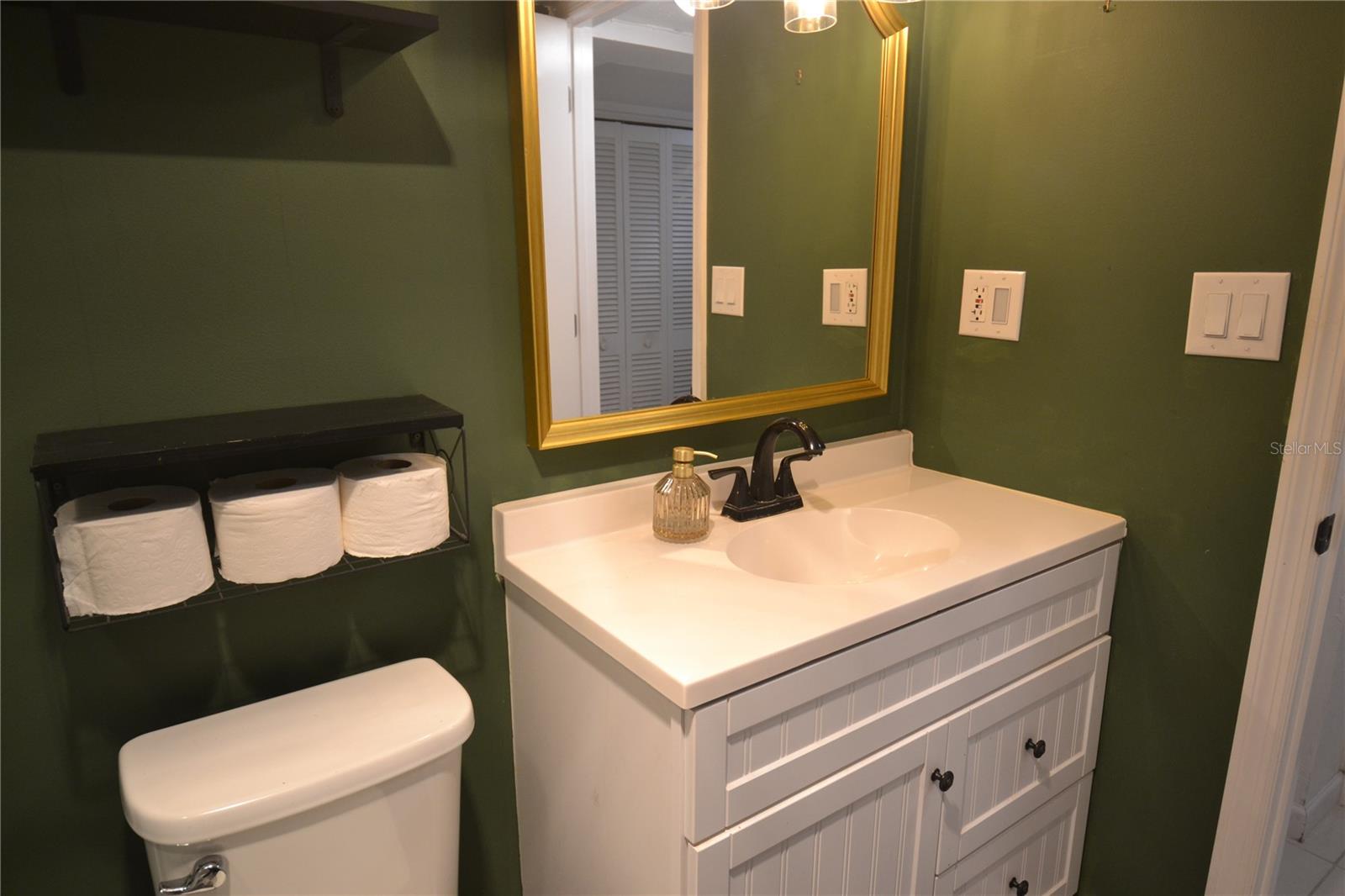 2944 W BAY DR #105 — photo 20