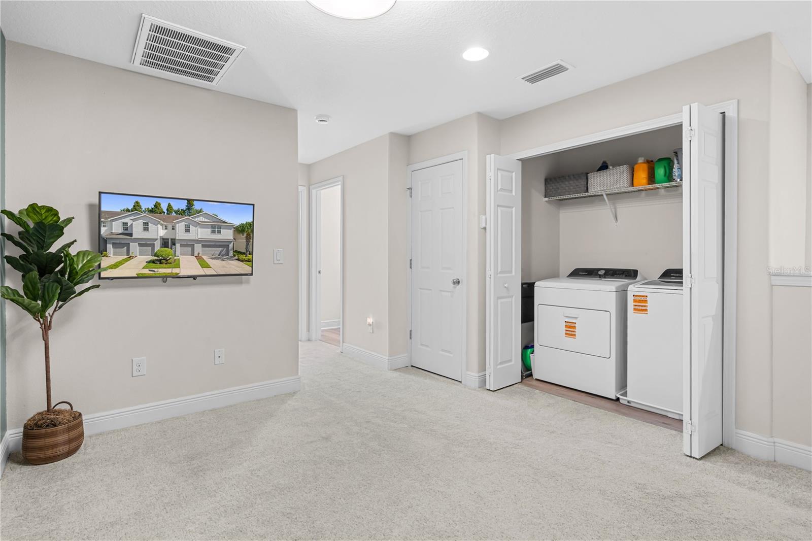 8719 TURNSTONE HAVEN PL — photo 25