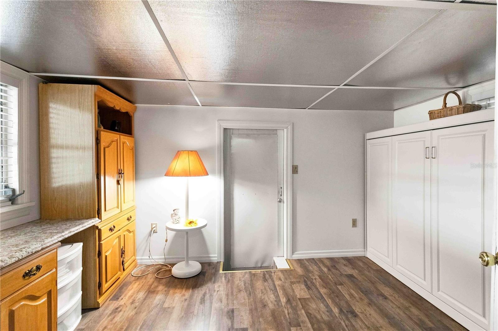 3321 CAROL DR — photo 21