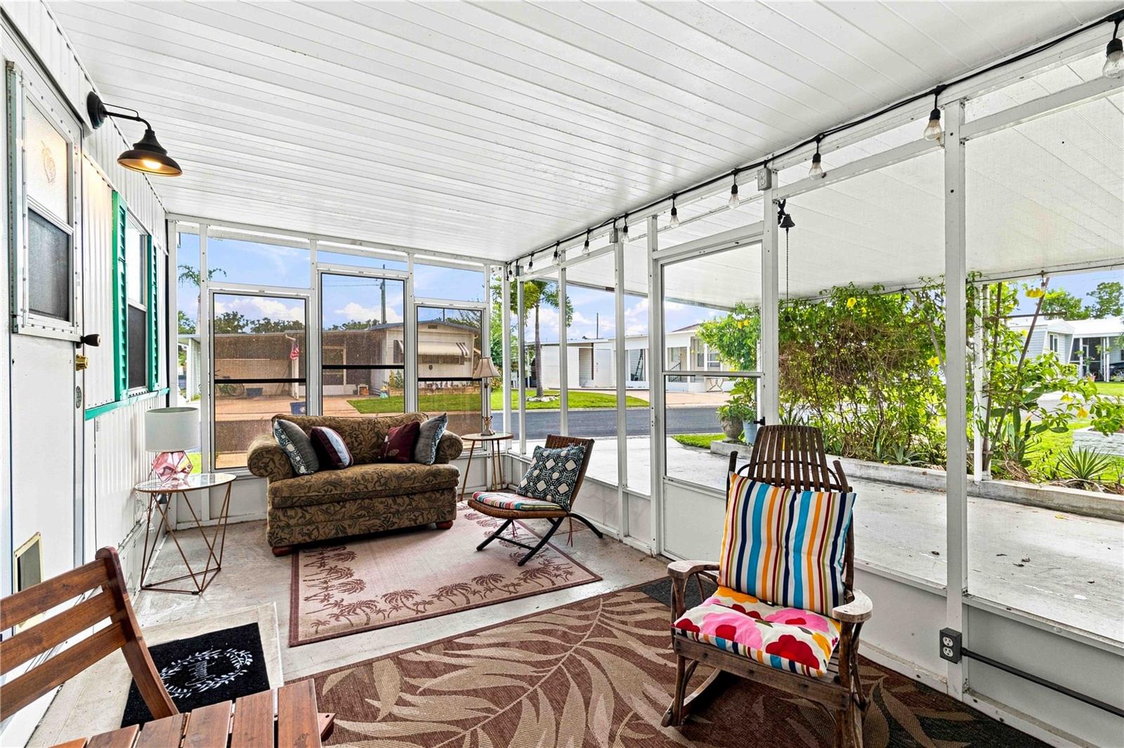 3321 CAROL DR — photo 25