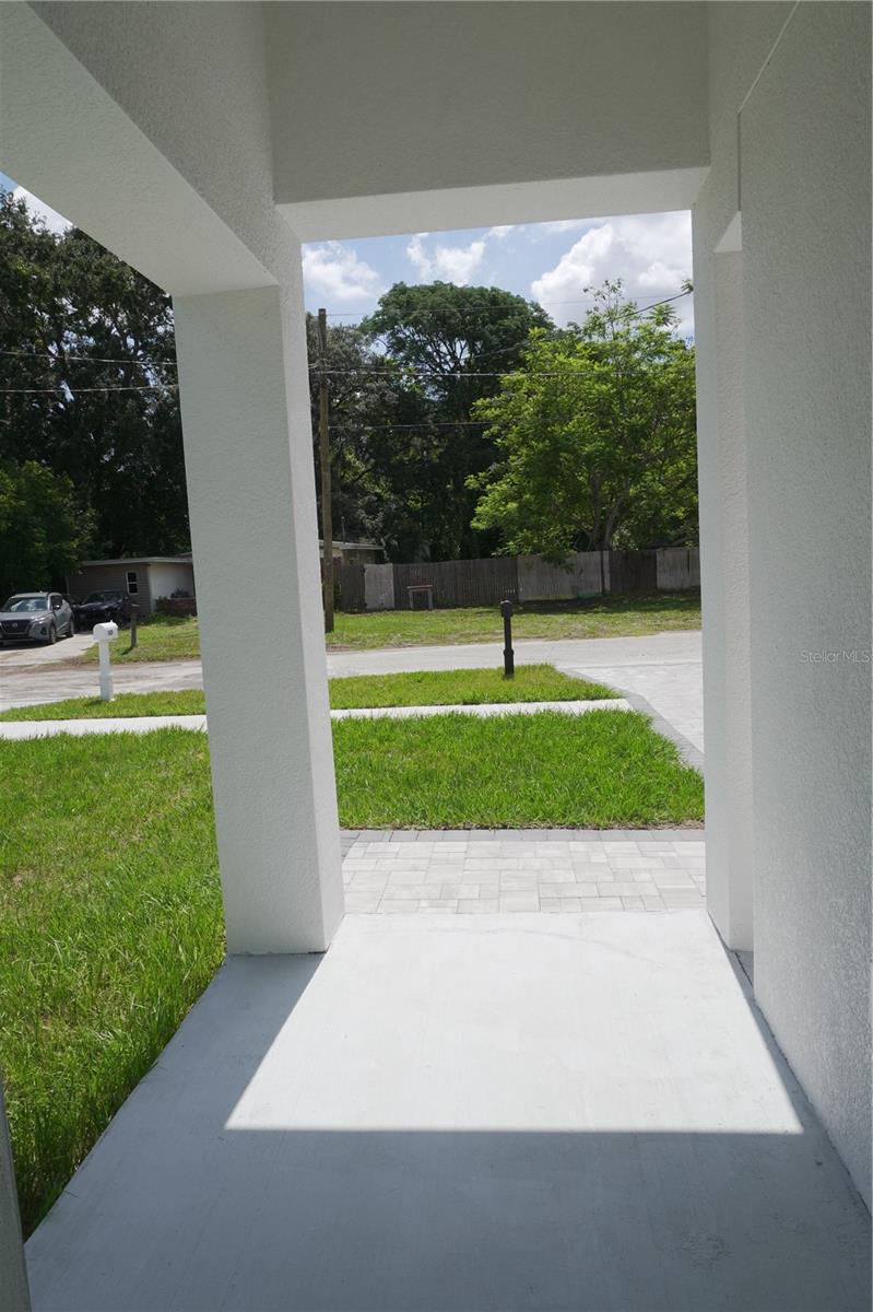 8924 N ORLEANS AVE — photo 6