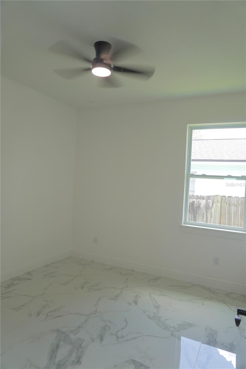 8924 N ORLEANS AVE — photo 52