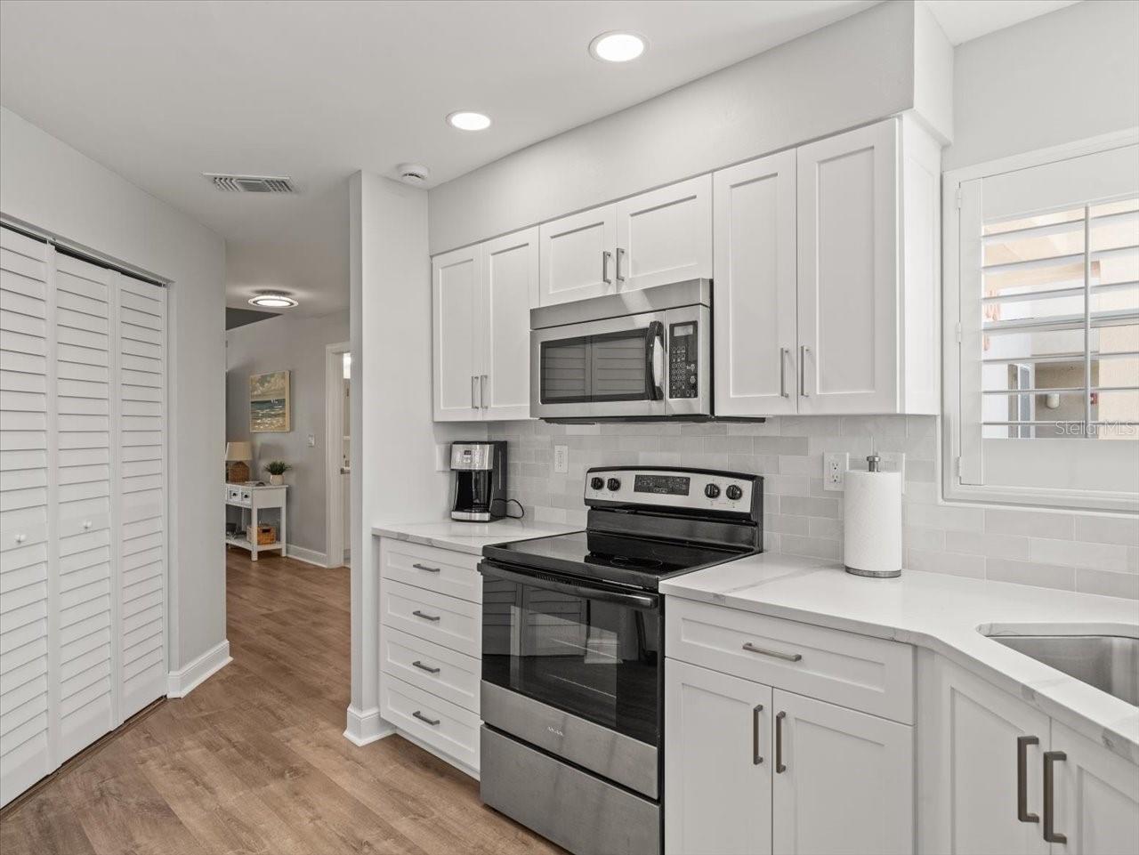 5900 BAHIA DEL MAR CIR #238 — photo 10