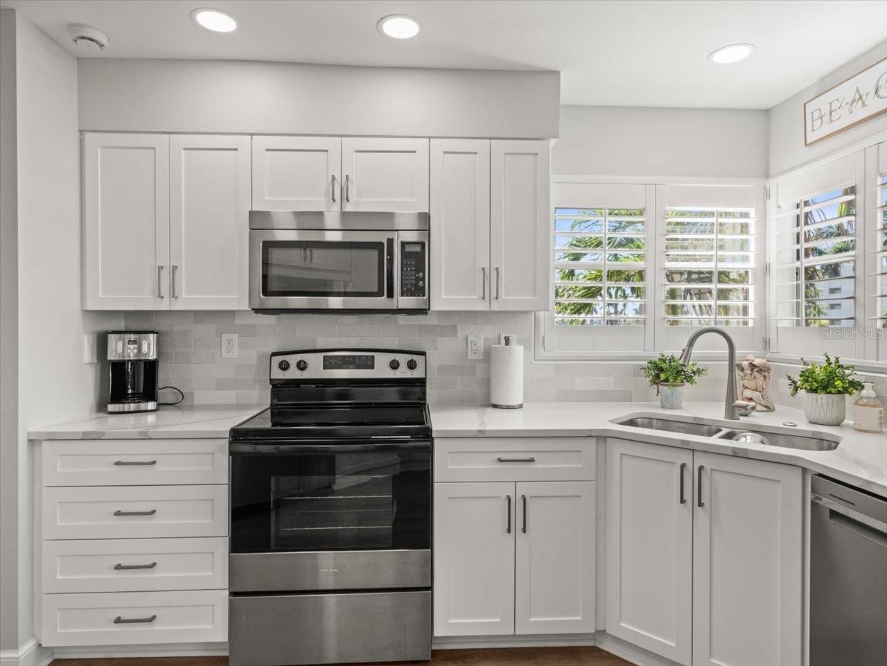 5900 BAHIA DEL MAR CIR #238 — photo 8