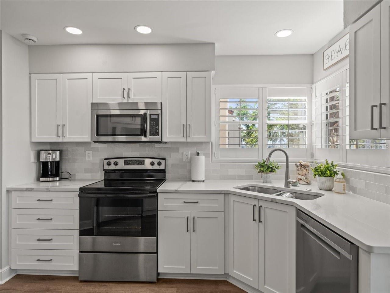 5900 BAHIA DEL MAR CIR #238 — photo 9