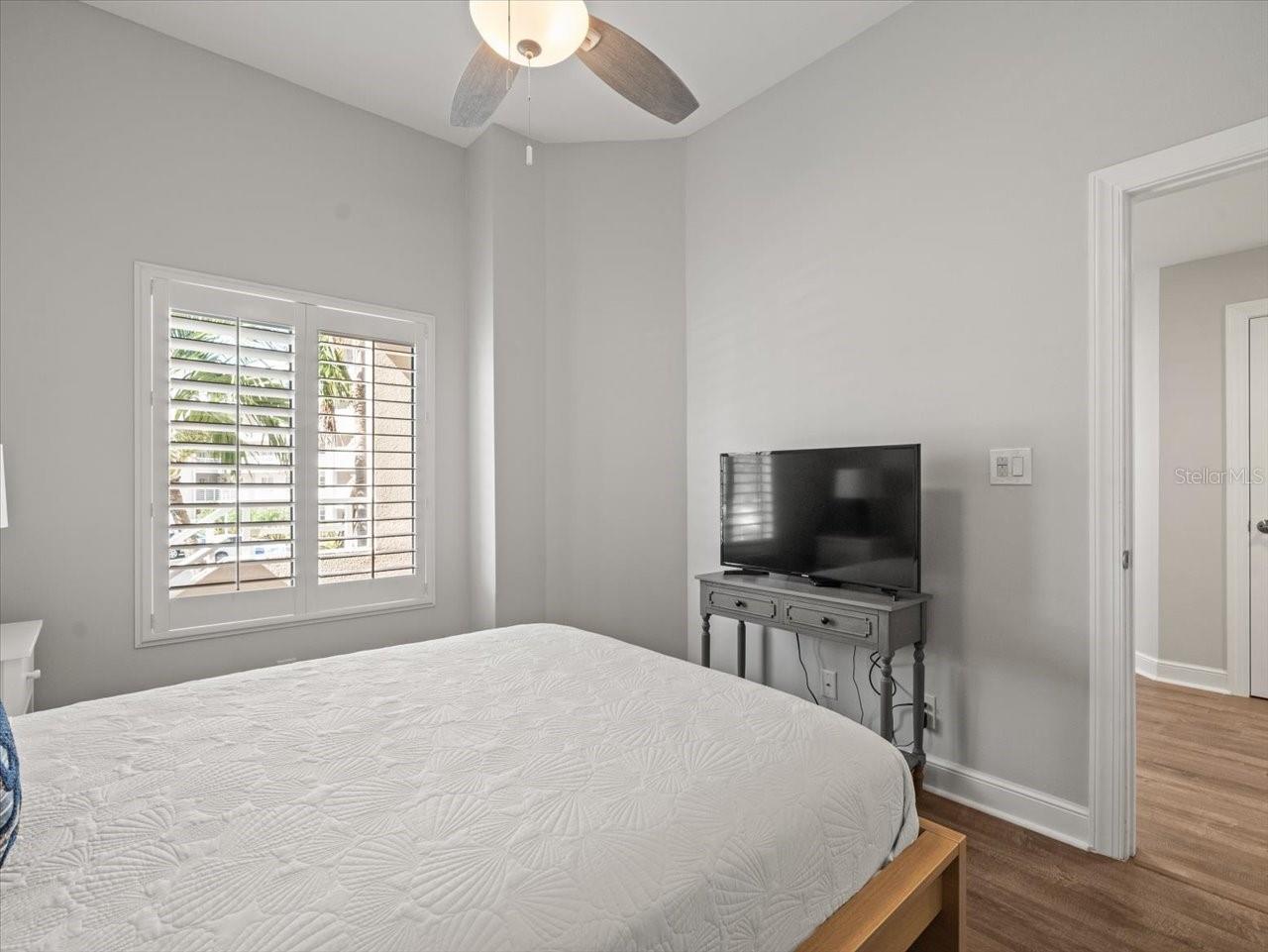 5900 BAHIA DEL MAR CIR #238 — photo 34