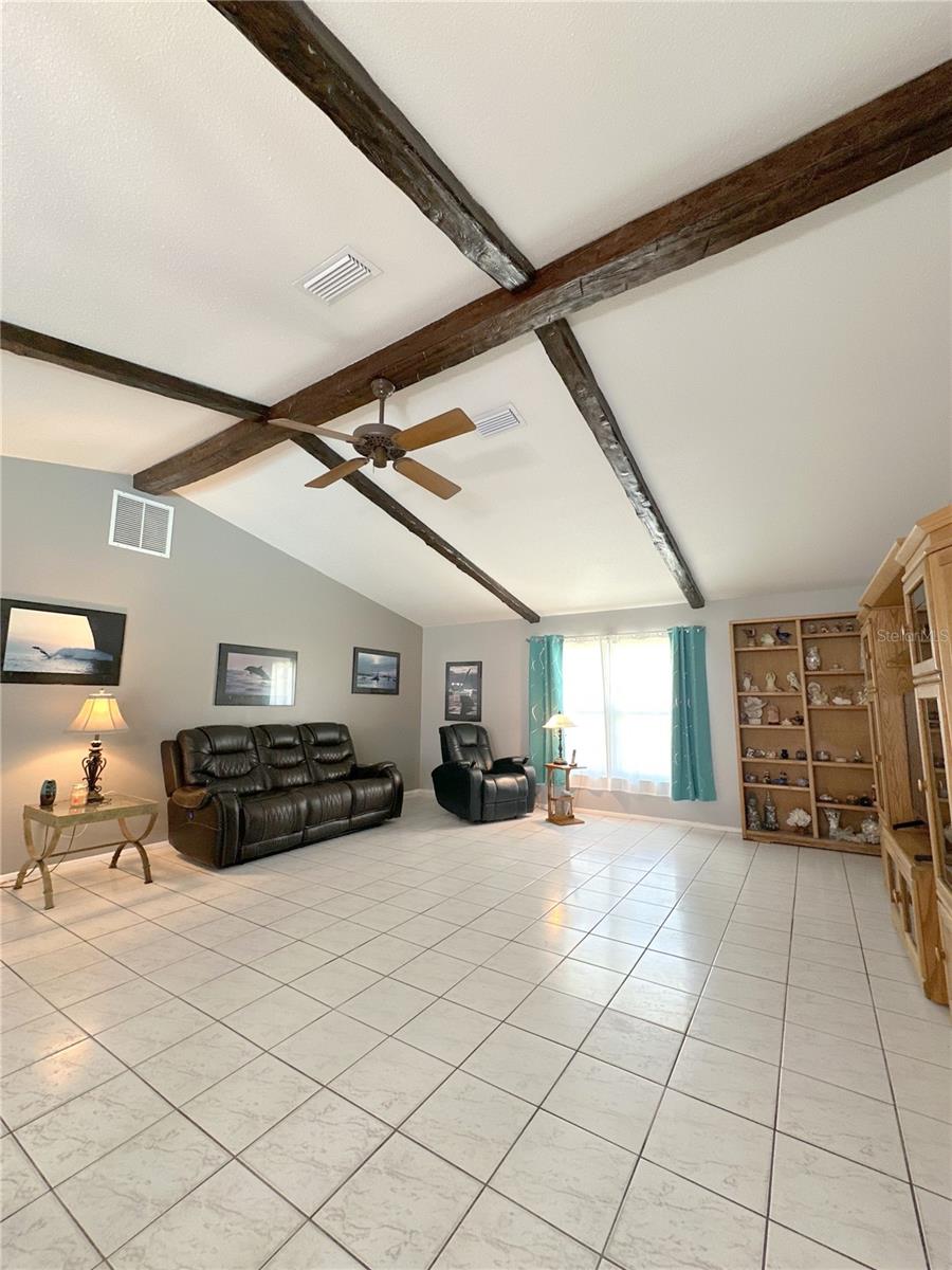 327 GLADSTONE BLVD — photo 9