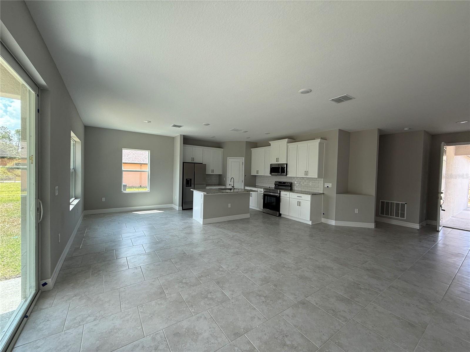 1412 MINNEAPOLIS AVE — photo 11