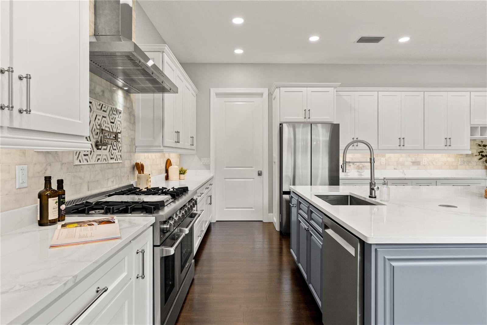 3709 W DALE AVE — photo 17