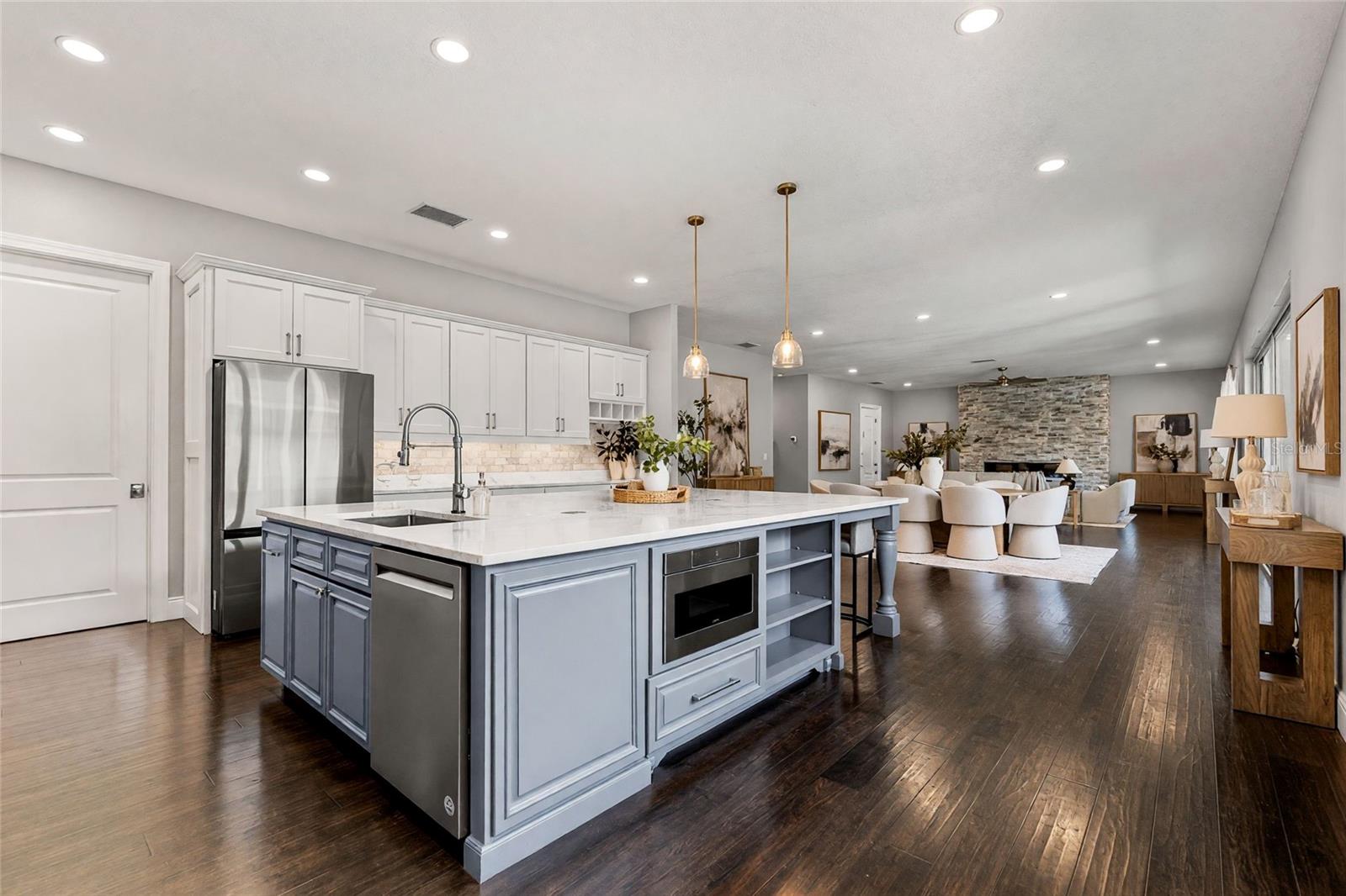 3709 W DALE AVE — photo 16