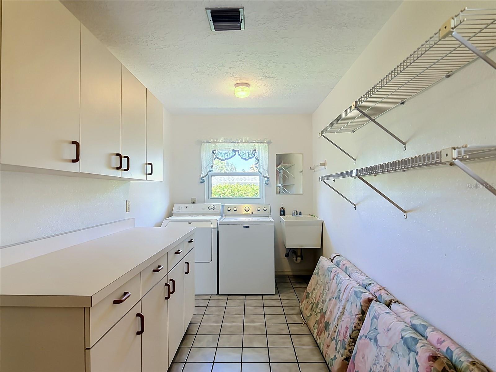 755 CUMBERLAND RD — photo 34