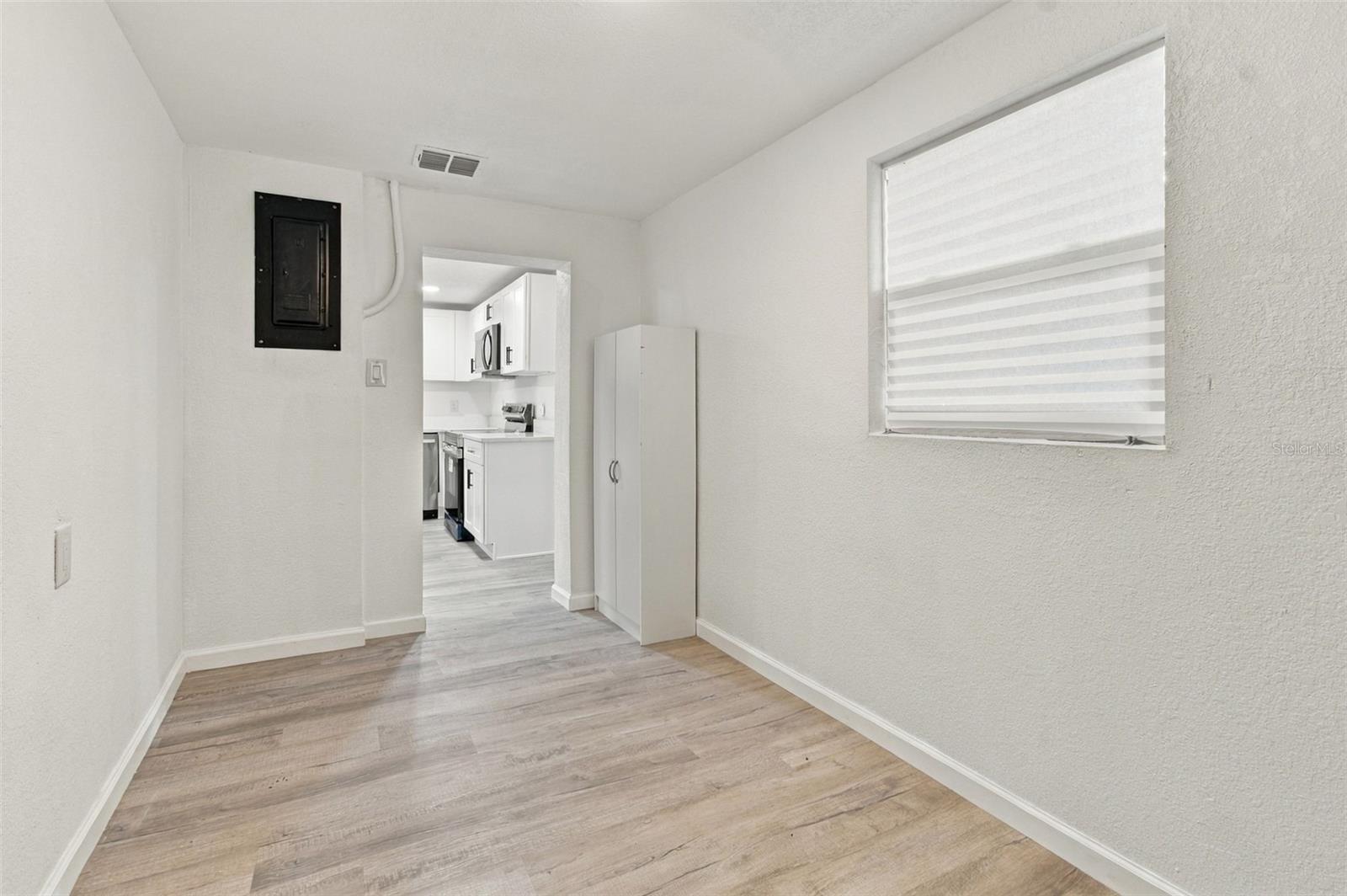 38351 7TH AVE — photo 21