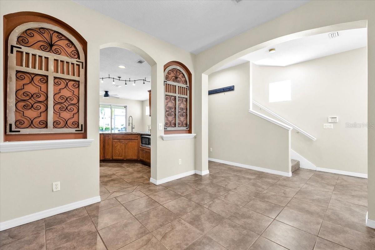 2332 ROSEWOOD LN — photo 11