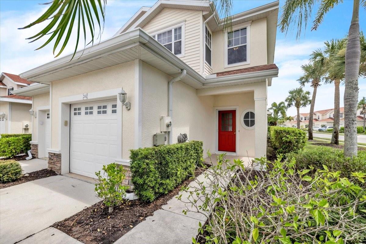 2332 ROSEWOOD LN — photo 3