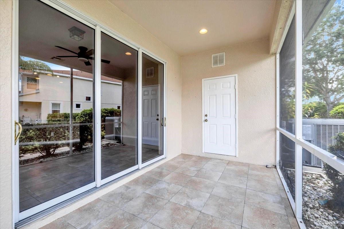 2332 ROSEWOOD LN — photo 25