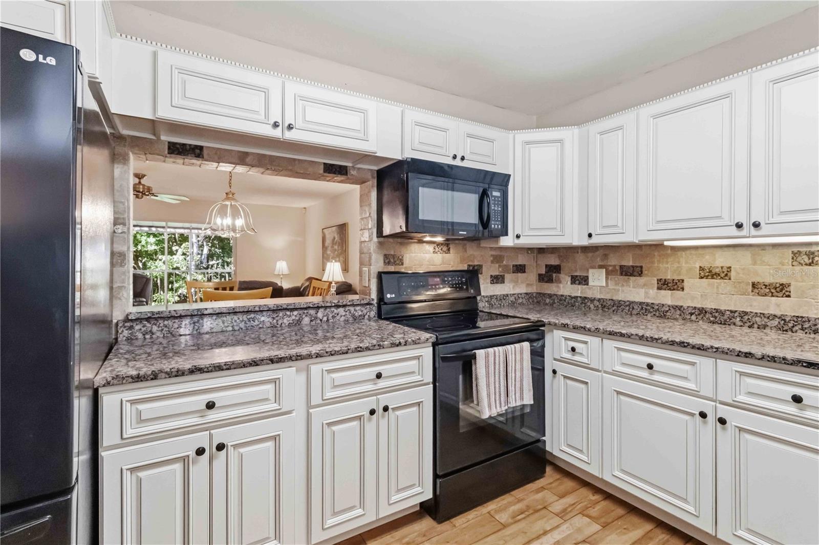 3574 EDINGTON WAY — photo 8