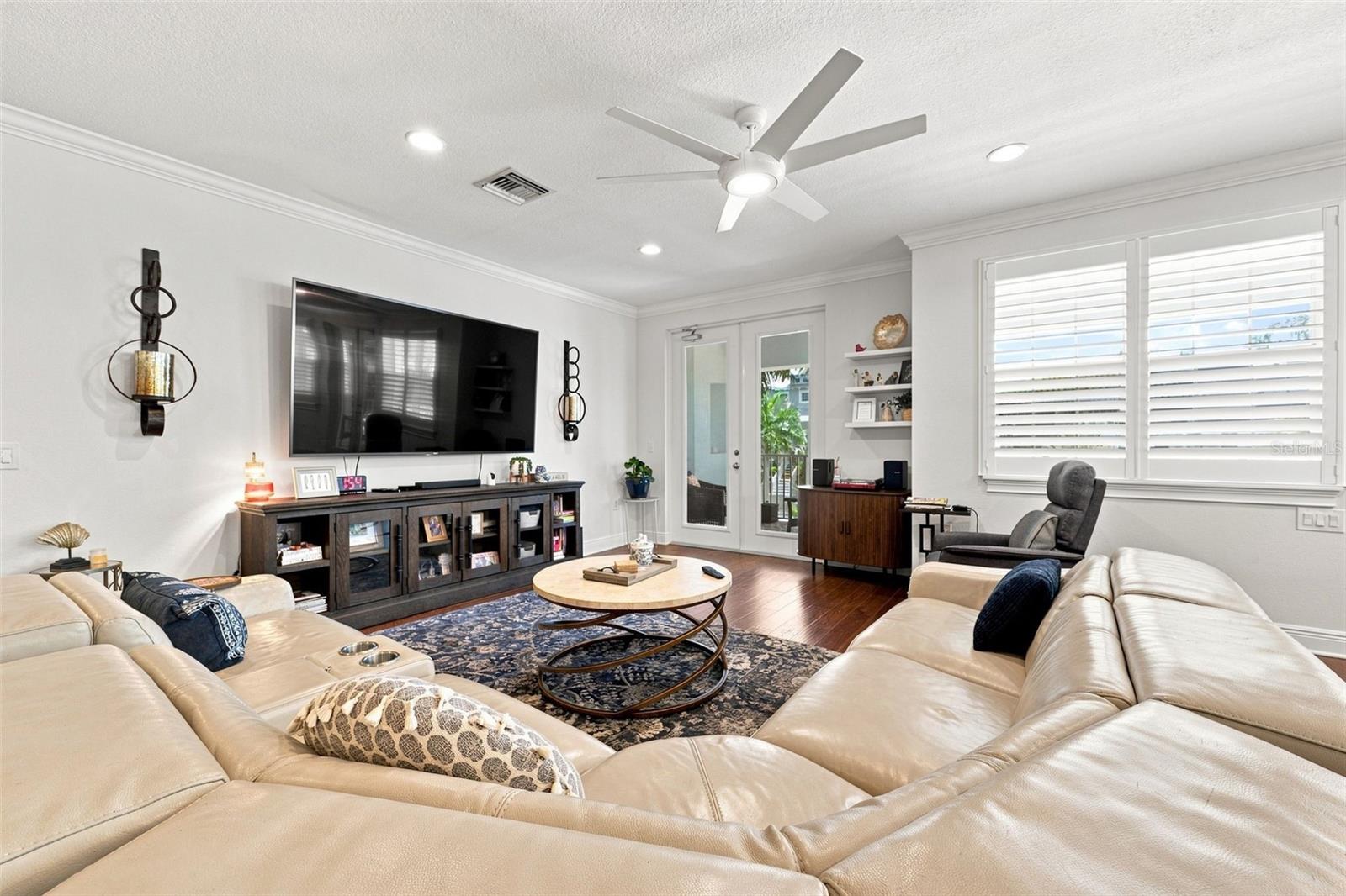 116 FOREST HILLS DR — photo 10