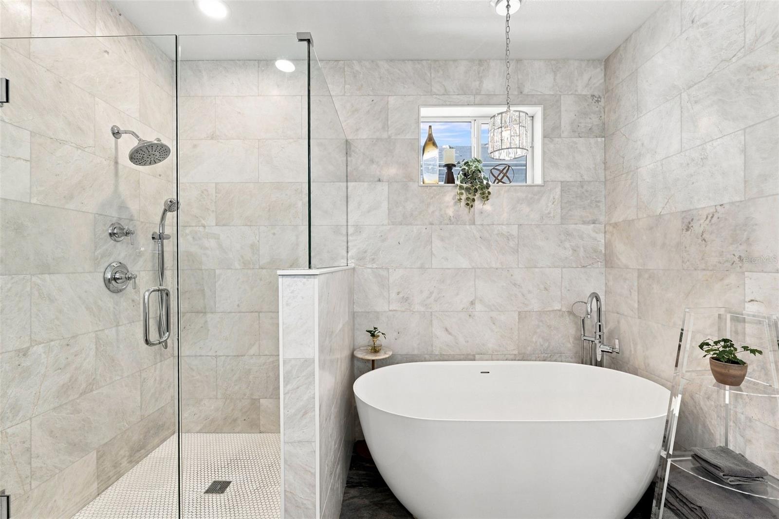 116 FOREST HILLS DR — photo 29