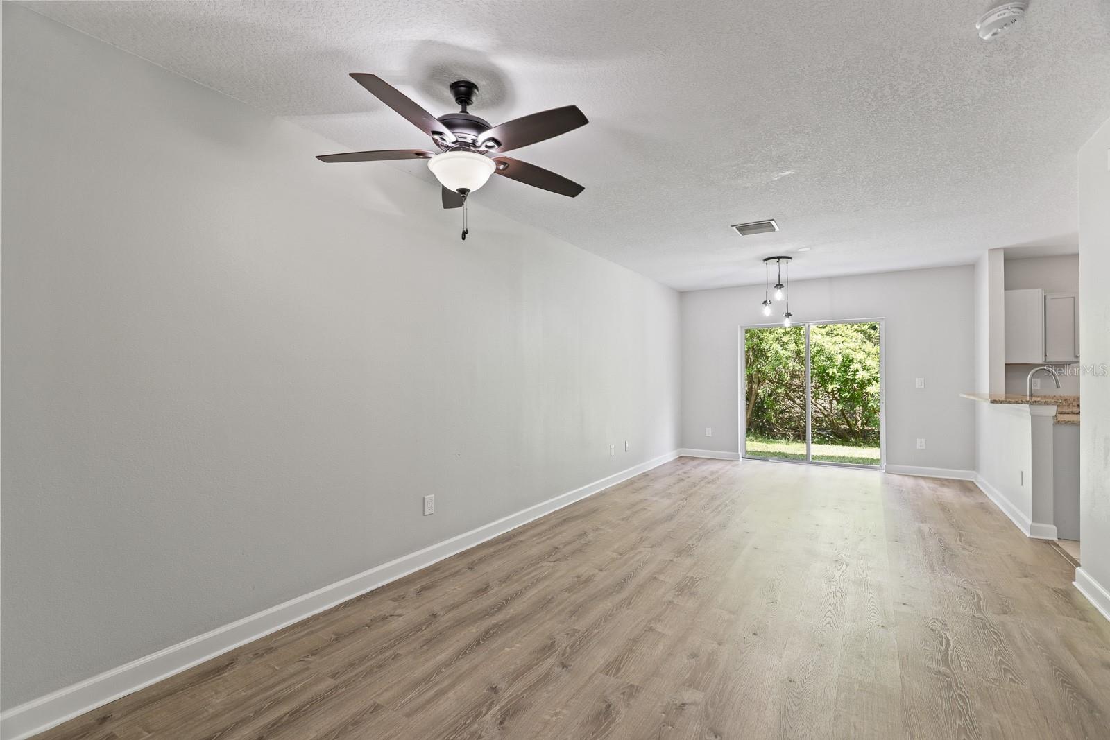 9722 FORESTDALE CT — photo 8