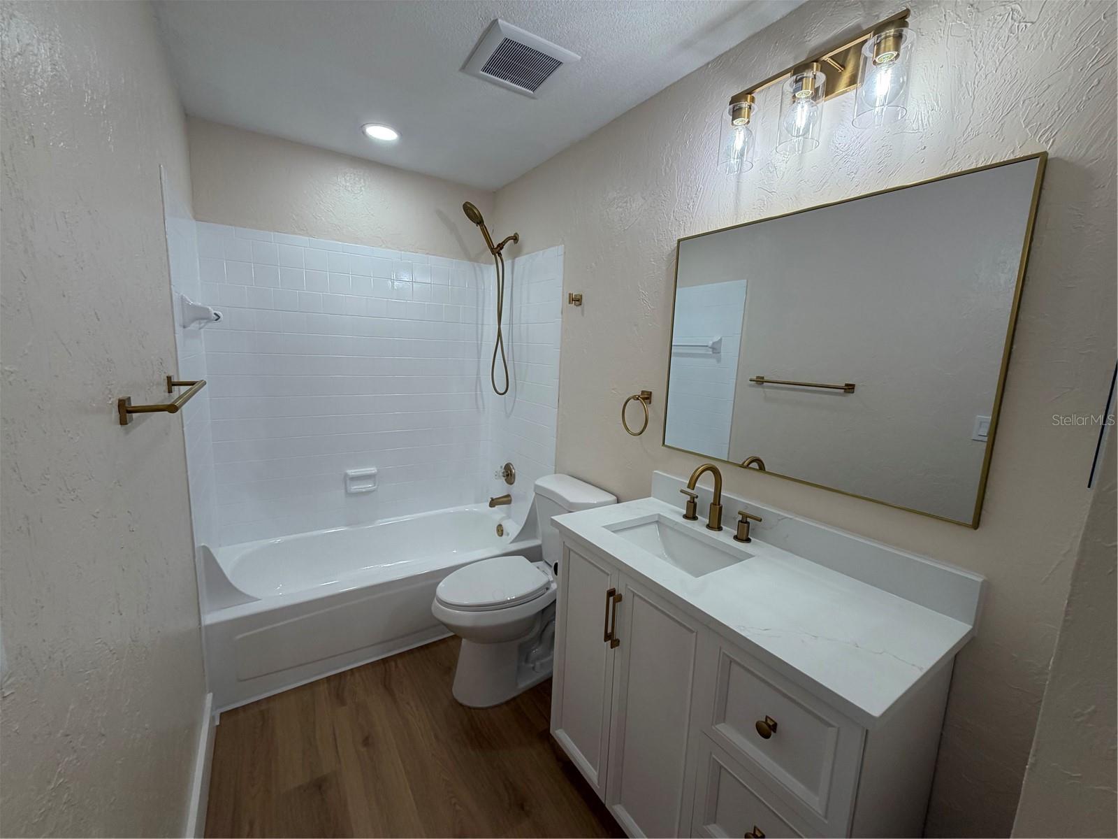 10200 GANDY BLVD N #923 — photo 17