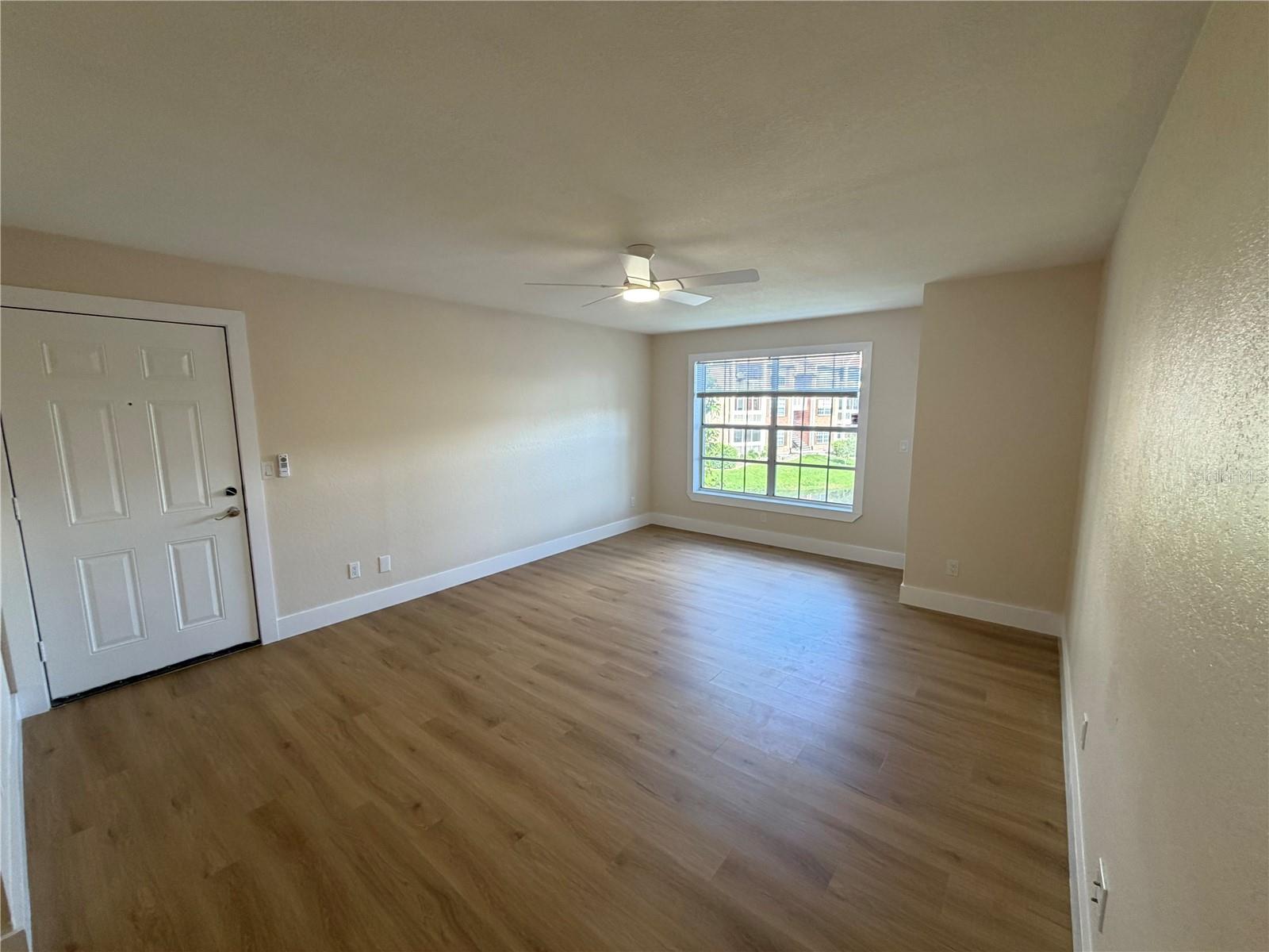 10200 GANDY BLVD N #923 — photo 5