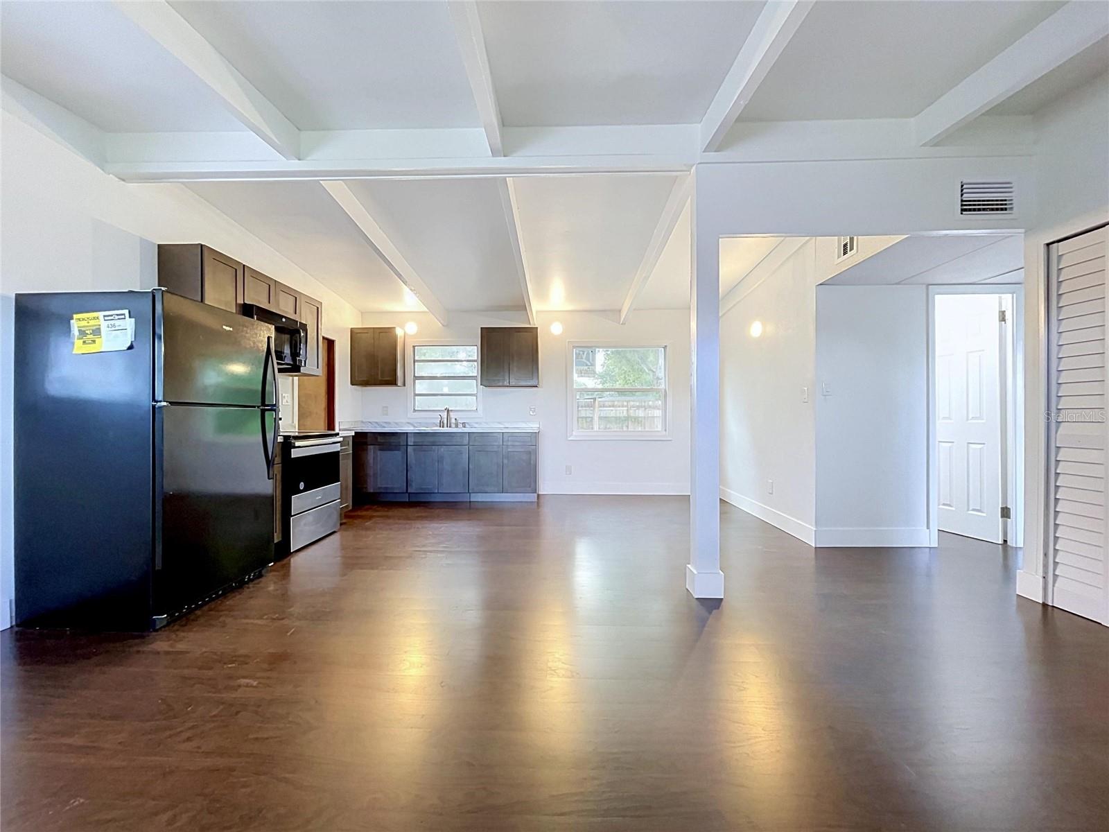 1310 WARRINGTON WAY — photo 12