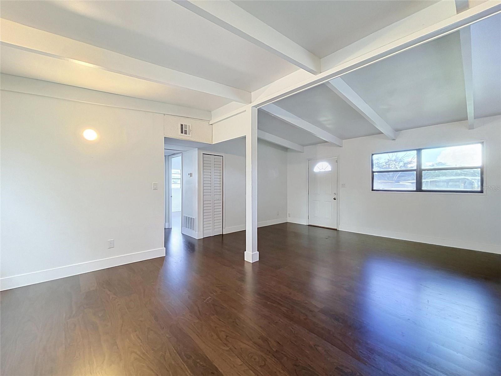 1310 WARRINGTON WAY — photo 7