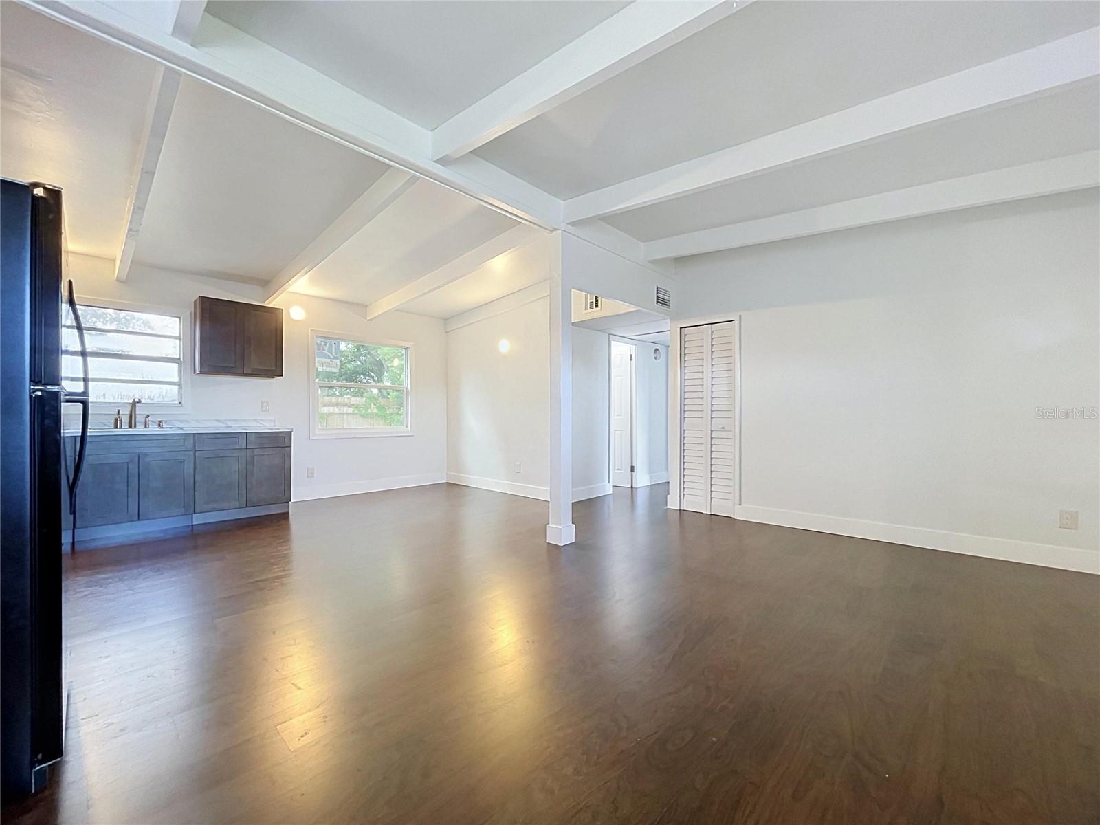 1310 WARRINGTON WAY — photo 10