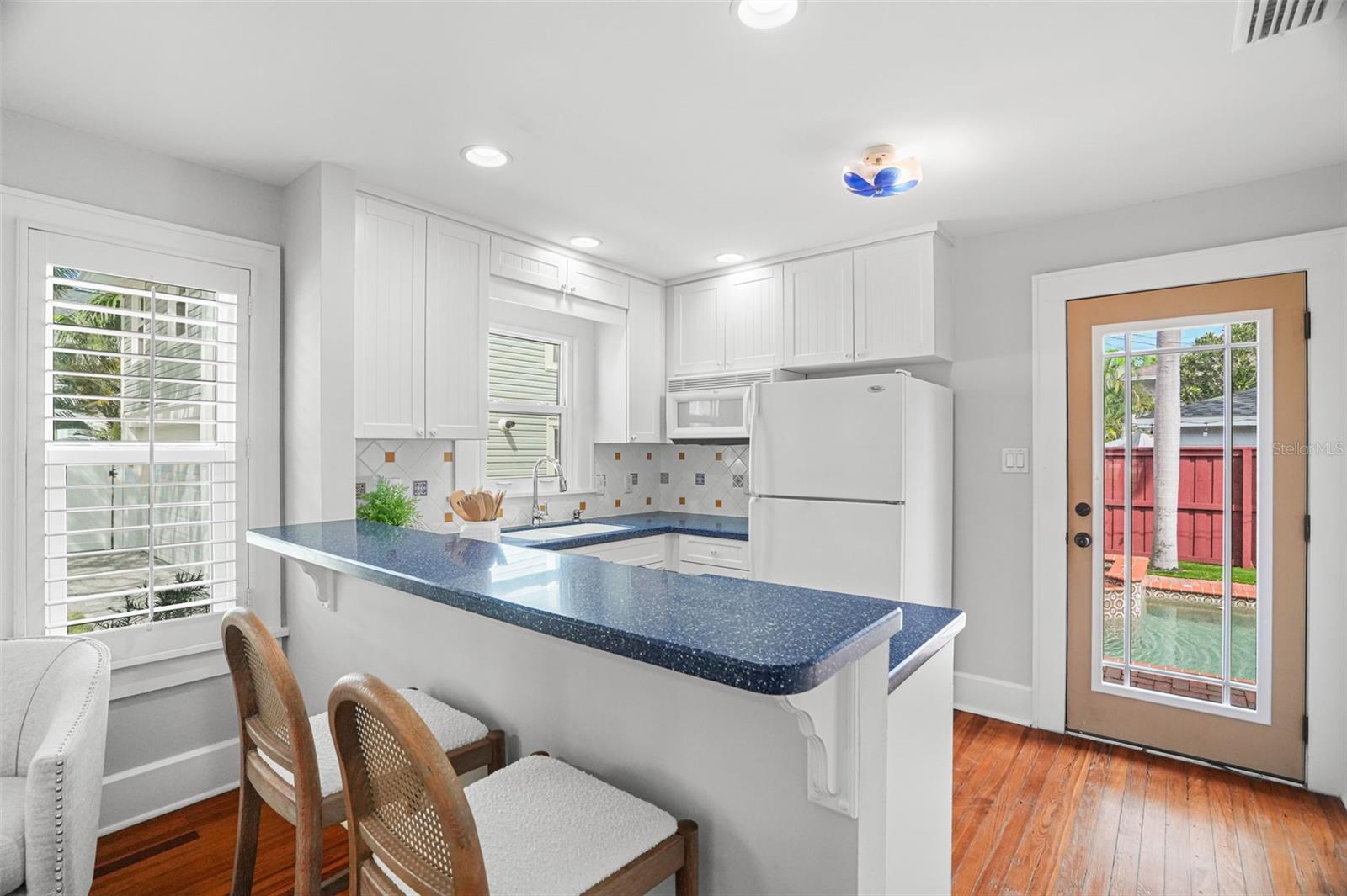 605 14TH AVE NE — photo 43