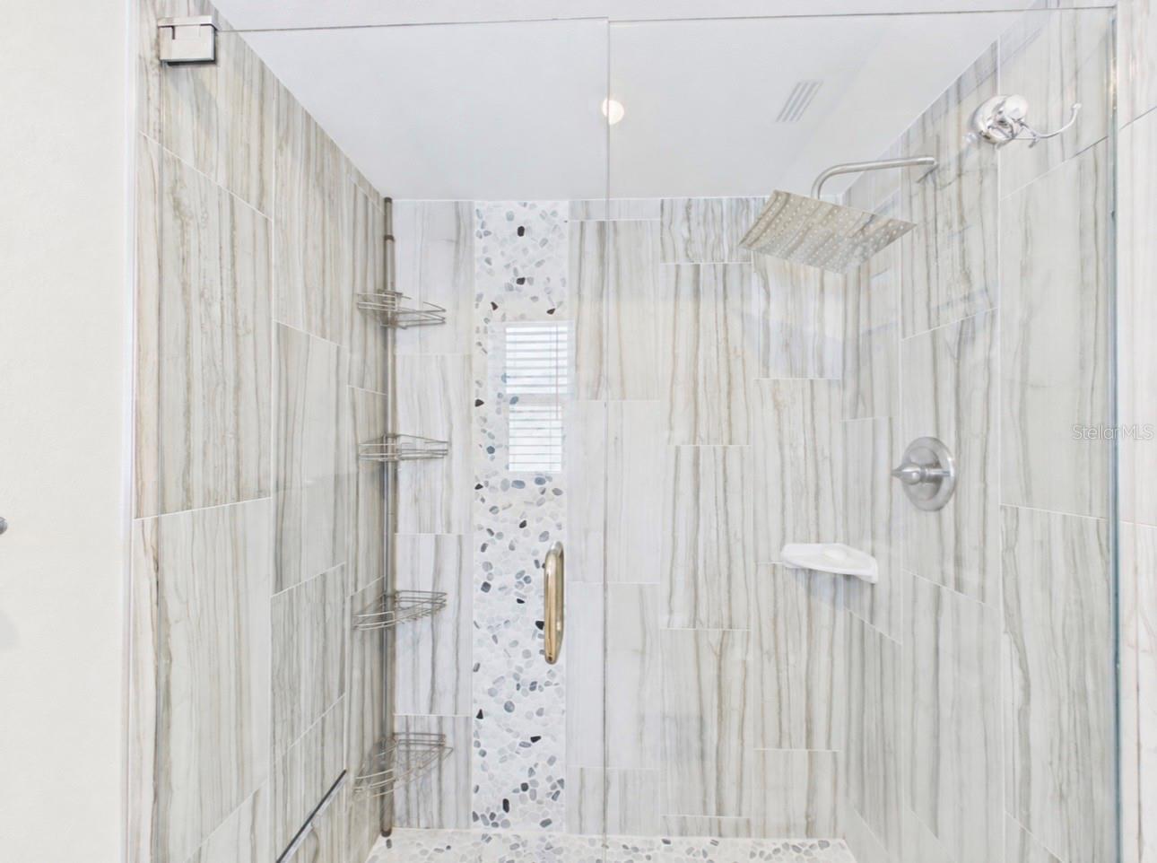 16004 EAGLE RIVER WAY — photo 28