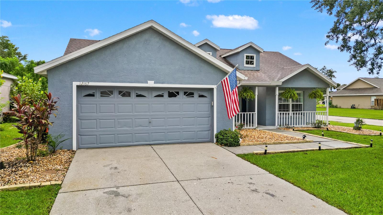 12167 WARWICK CIR — photo 33