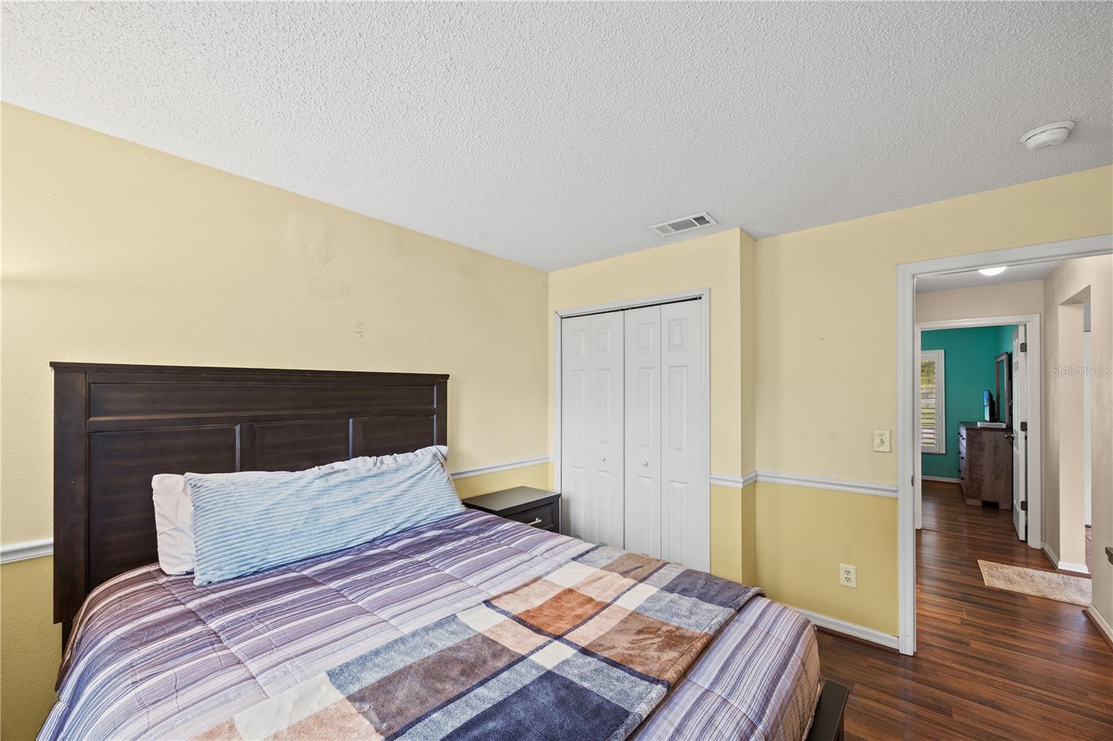 12167 WARWICK CIR — photo 23