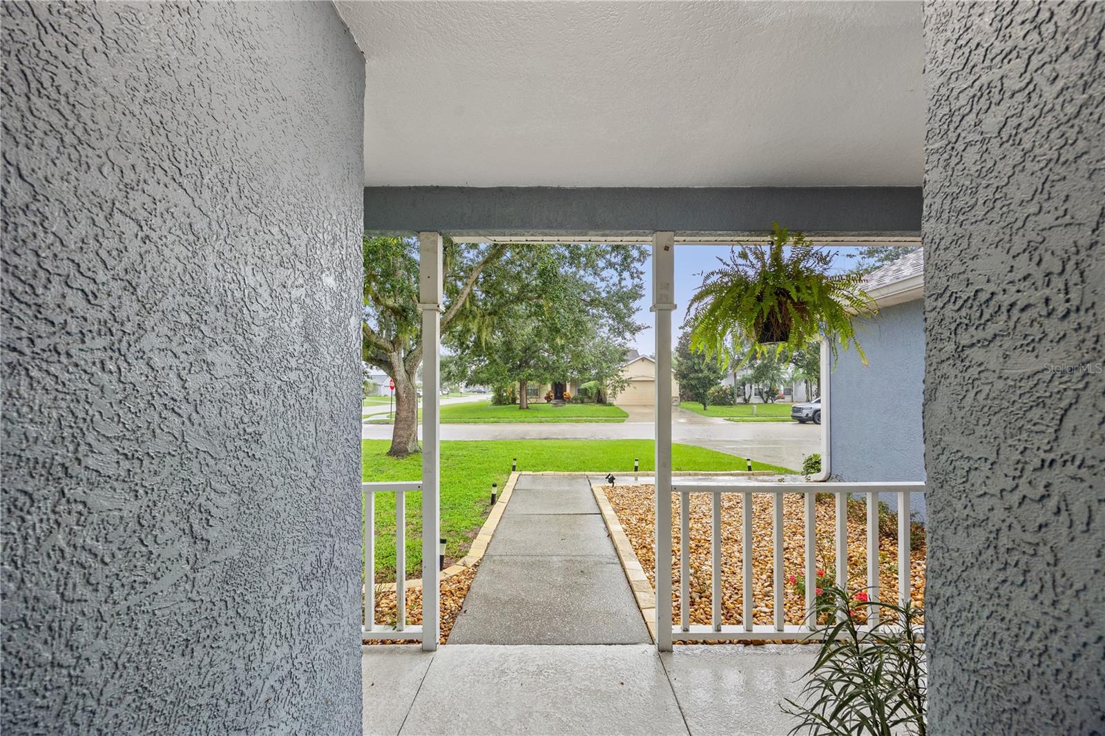 12167 WARWICK CIR — photo 25
