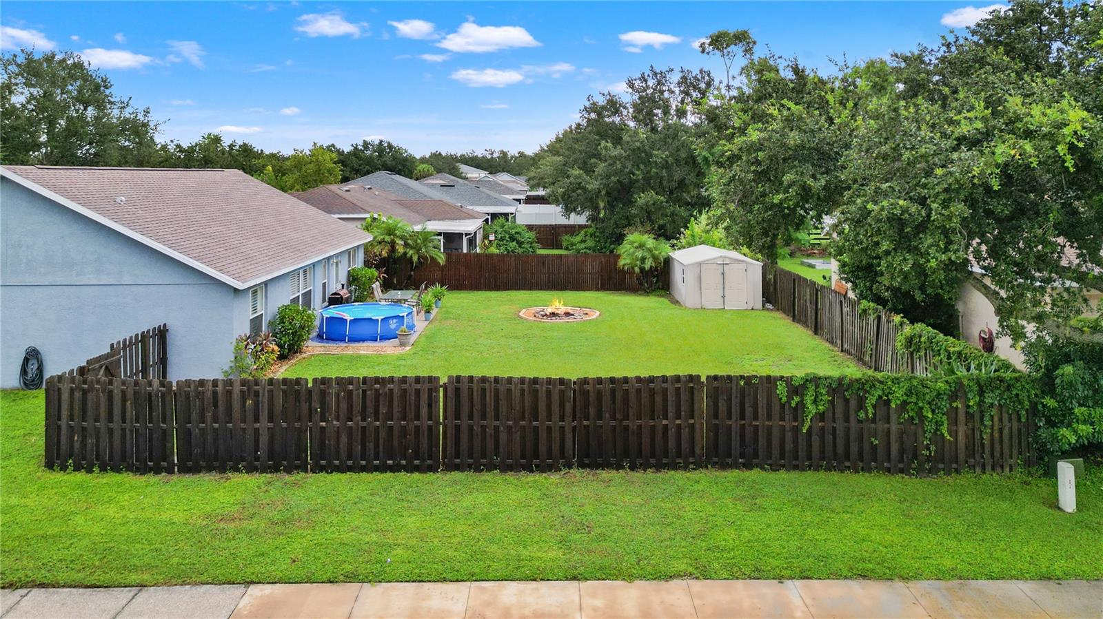 12167 WARWICK CIR — photo 3