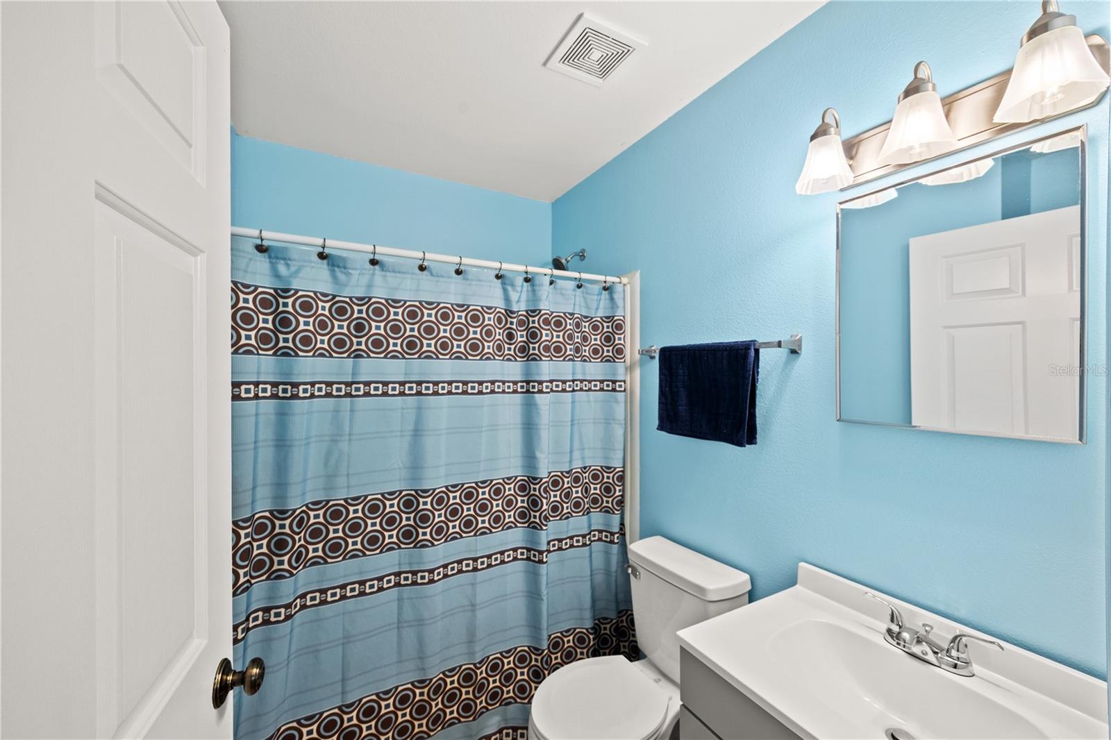 12167 WARWICK CIR — photo 21