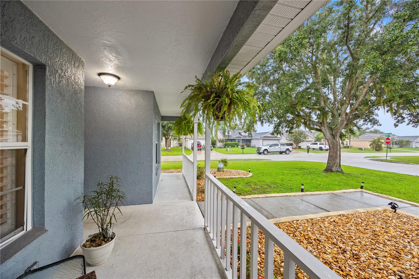 12167 WARWICK CIR — photo 27