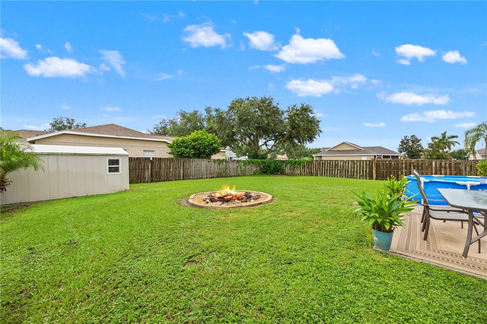 12167 WARWICK CIR — photo 32