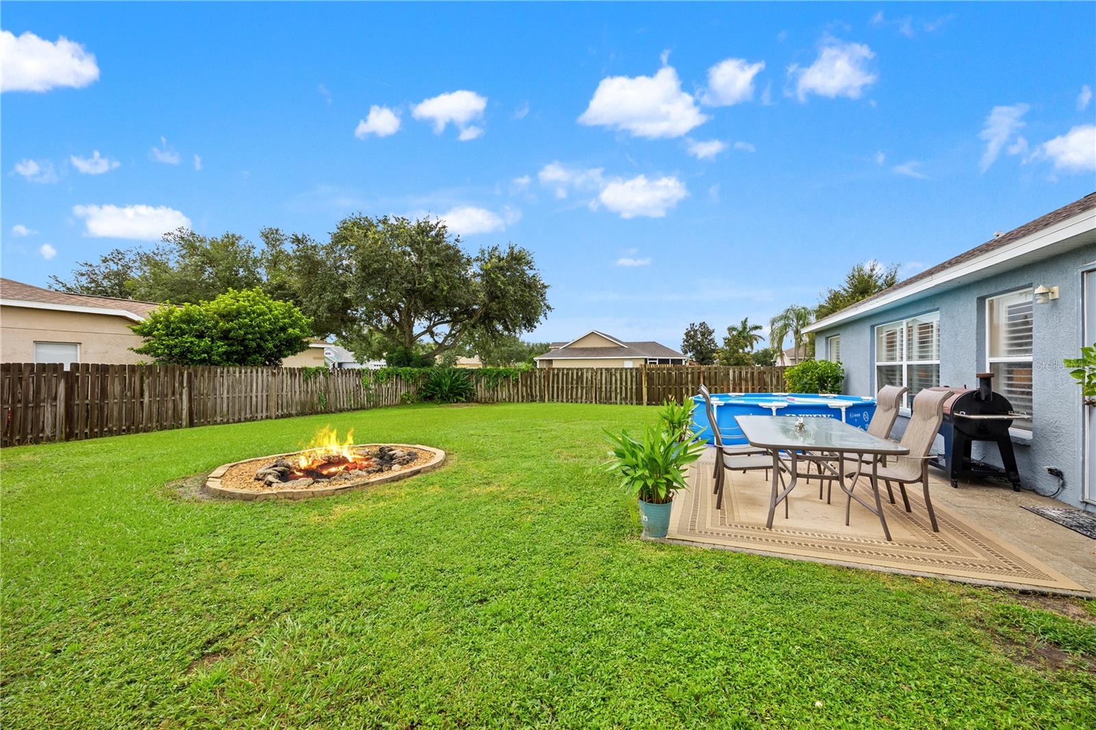 12167 WARWICK CIR — photo 31
