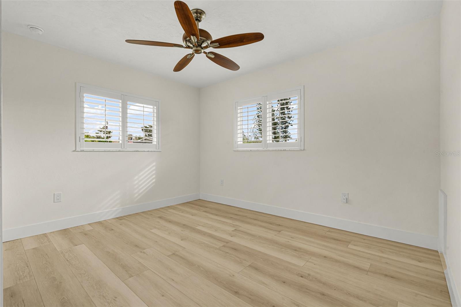 452 50TH ST W — photo 26