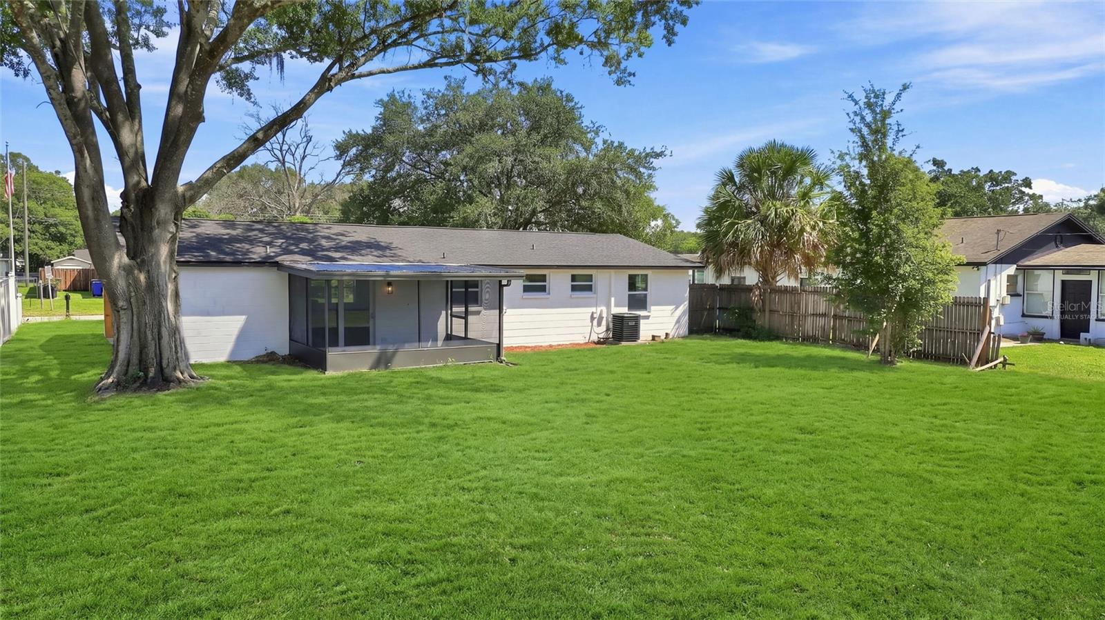3214 ACACIA ST — photo 31