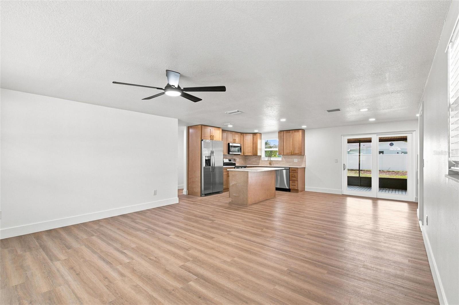 3214 ACACIA ST — photo 6