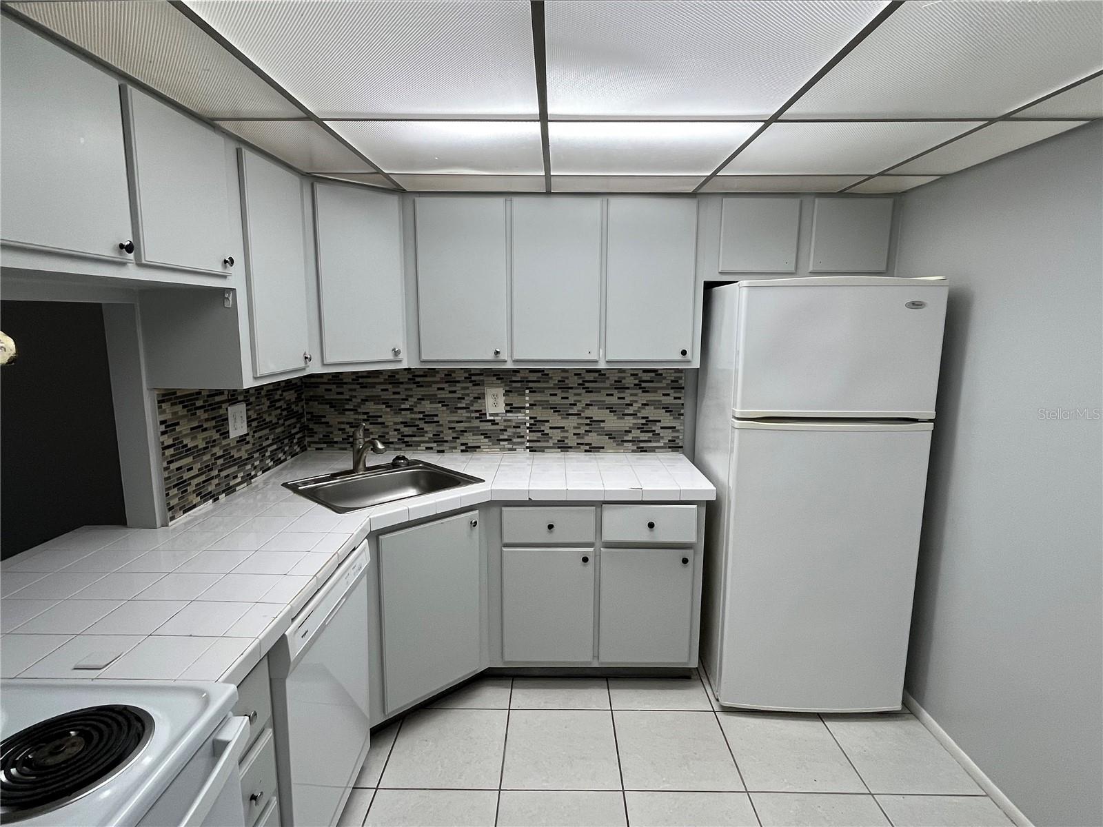2700 COCONUT BAY LN #429 (2K) — photo 3