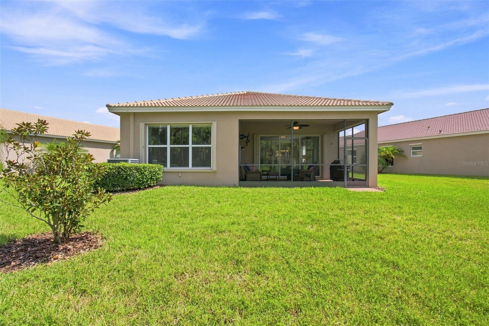 4902 SANDY GLEN WAY — photo 32