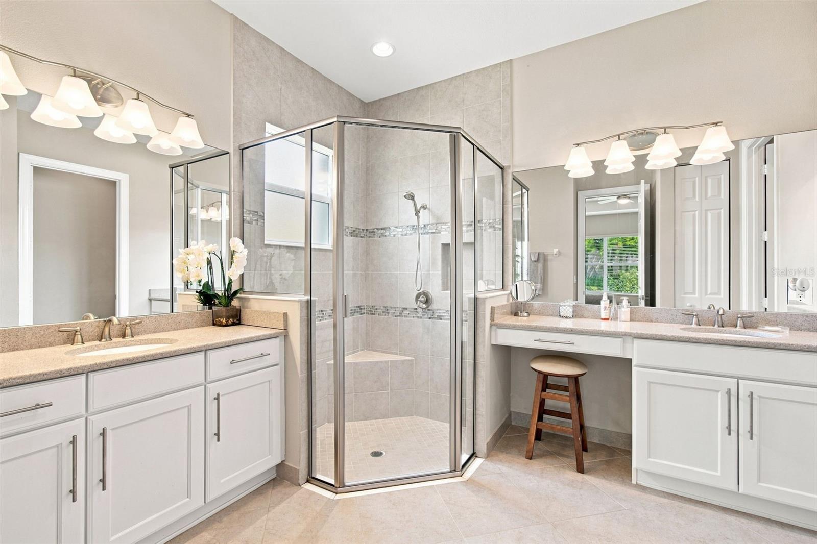 4902 SANDY GLEN WAY — photo 25