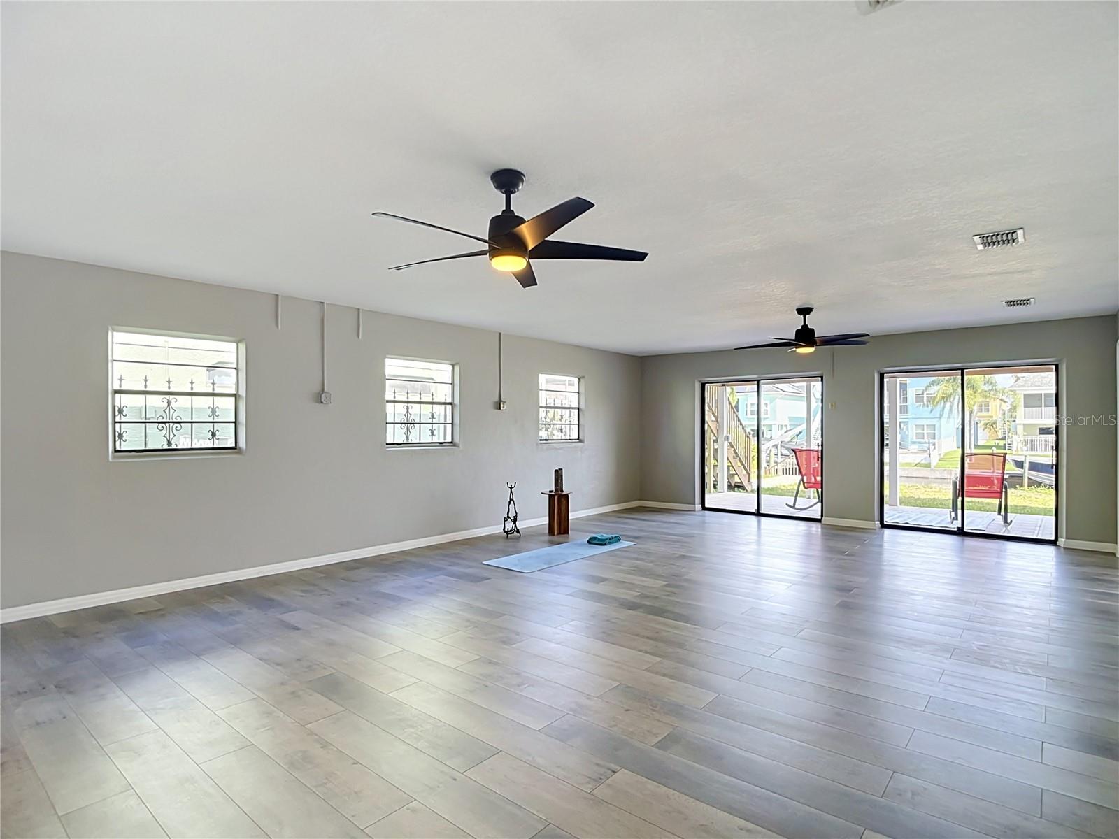 5925 SEASIDE DR — photo 41